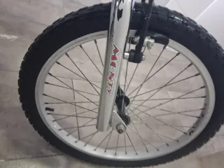 Bicicleta BMX Monty 149 Plata