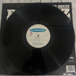 Beatriz - Don't Take Away The Music 12