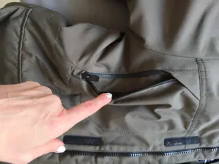 Abrigo plumón verde oliva