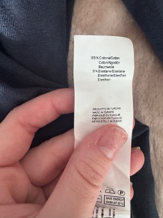 Camiseta Subdued escote bardot