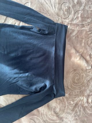 Camiseta Subdued escote bardot