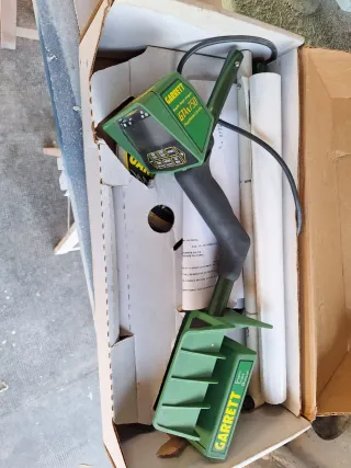 Detector Metales Garrett GTAX 750