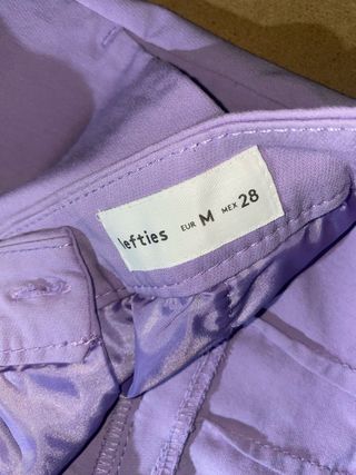 Pantalón chino morado