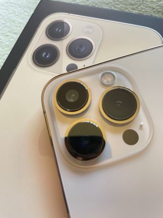 iPhone 13 Pro Oro 128GB | IMPOLUTO + Pack Regalo