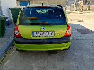 Renault Clio 2003
