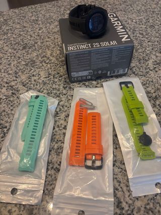 Garmin Instinct 2S Solar Smartwatch + Correas