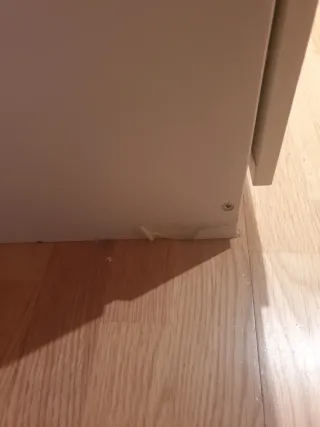 Cómoda blanca 3 cajones No es de Ikea