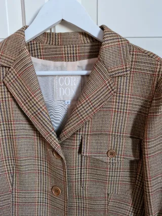 Americana cuadros marca CORDON mujer.