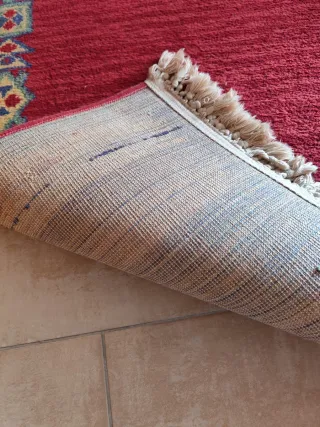 2 Tappeti di lana 100% rossi con frange