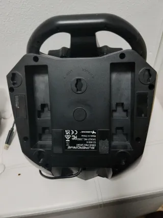 Volante Super Drive con pedali e leva