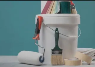 Se realizan trabajos de pintura