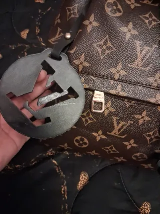 Mochila Louis Vuitton Marrón y Negra