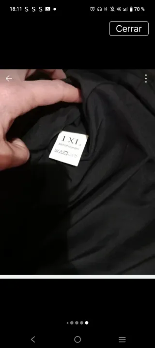 Falda negra con cremallera