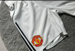 Manchester United FC Shorts Blancos Adidas
