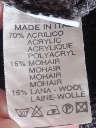 Vestido de mujer gris sin mangas