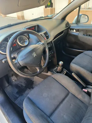 Peugeot 207 2007