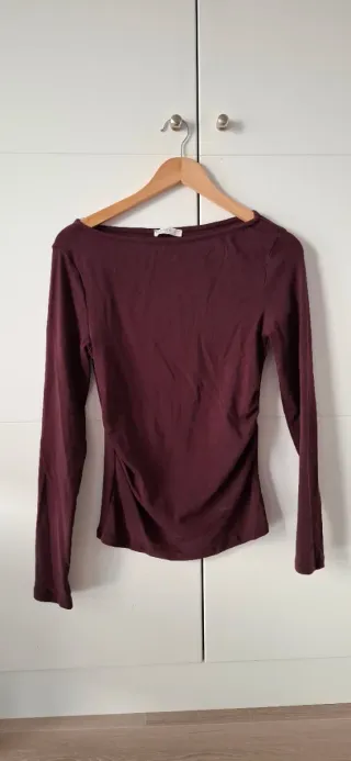 Camiseta manga larga fruncida morada