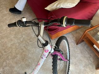 Bicicleta niña 24 quasi nuova