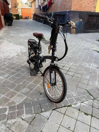 Bici elettrica pieghevole BTWIN seminuova