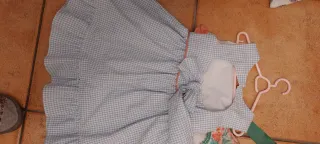 Lote de 4 vestidos infantiles