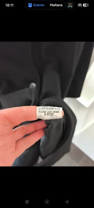 Abrigo clásico mujer negro.