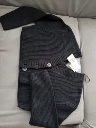 Conjunto chaqueta Zara y pantalón Stradivarius