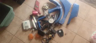 Vespino: piezas diversas de ALX y otros