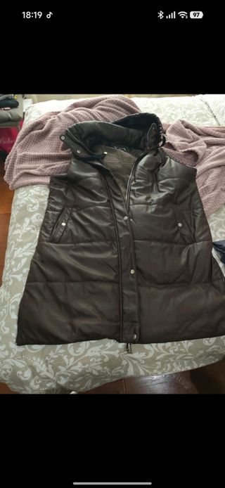 Chaleco polipiel marrón
