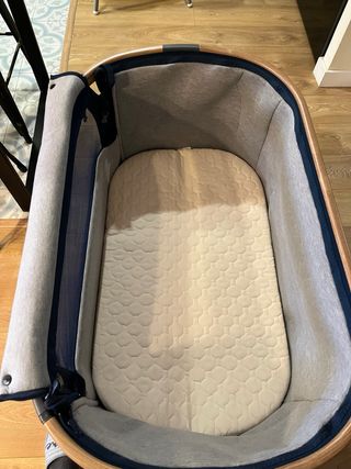 Maxicosi Iora Cuna Colecho/Viaje + Funda+sabanas