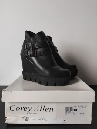 Stivaletti Corey Allen pelle nera con zeppa