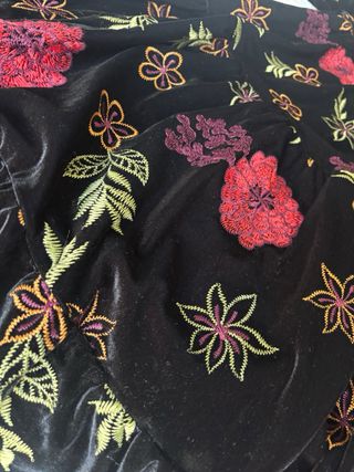 Vestido Desigual terciopelo bordado boho