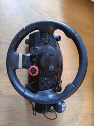 Volante y Pedales Logitech PS3