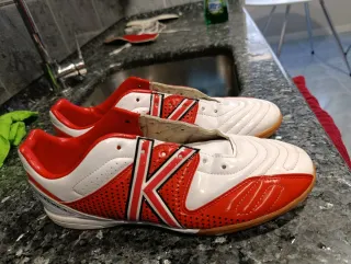 Zapatillas Kelme Futsal Rojas y Blancas