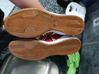 Zapatillas Kelme Futsal Rojas y Blancas