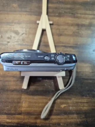 Casio Exilim EX-H10 Plata