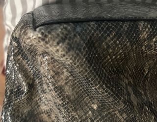 Bolso Victoria's Secret piel serpiente