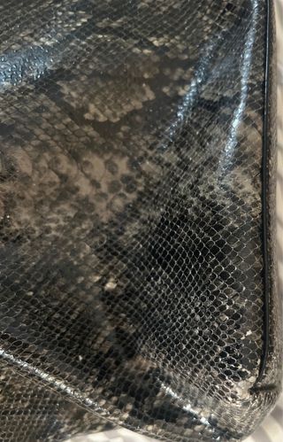 Bolso Victoria's Secret piel serpiente