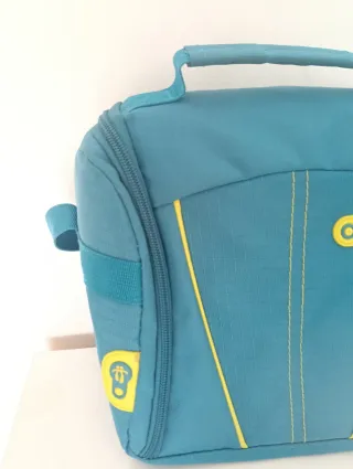 Lancheira Totto Azul e Amarela