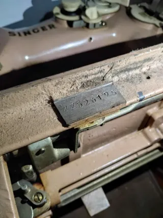 Máquina de coser SINGER vintage