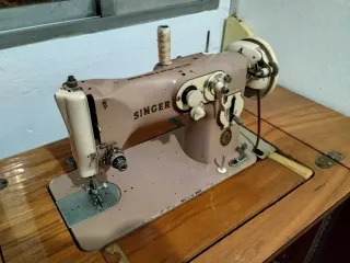 Máquina de coser SINGER vintage