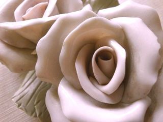 2 Quadri in Ceramica con Fiori. Firma MARCO GINER