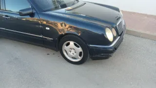 Mercedes-Benz Clase E 1999