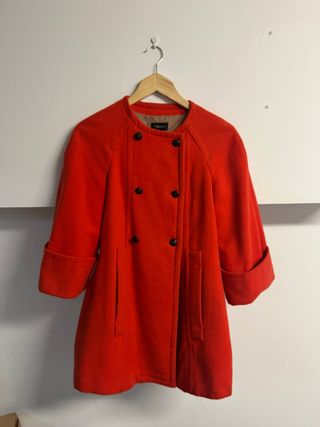Abrigo naranja talla S