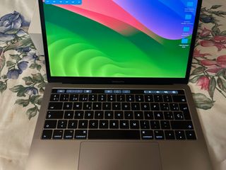 MacBook Pro 2017 8GB 512GB Gris Espacial
