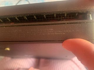 PS4 + 5 mandos, 2 cables y lote juegos