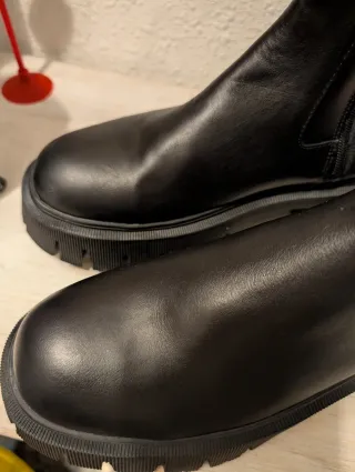 Botines Zara Piel Negro Talla 40