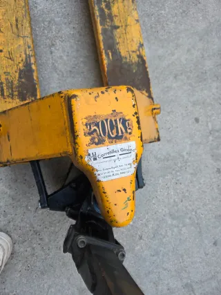 Transpaleta Manual Amarilla