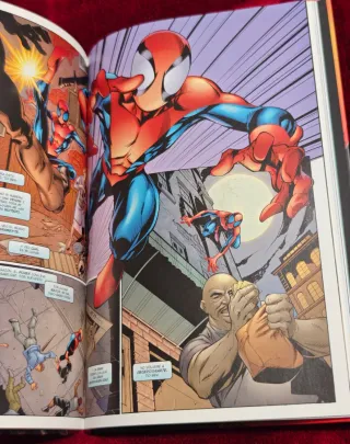 Marvel Must Have Ultimate Spiderman