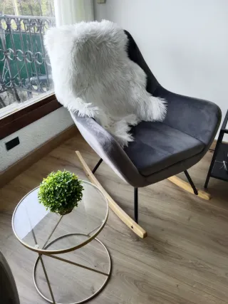 Conjunto 2 Mecedoras y Mesita Auxiliar