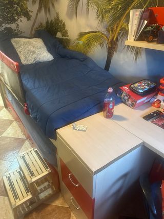 Cama nido infantil con escritorio